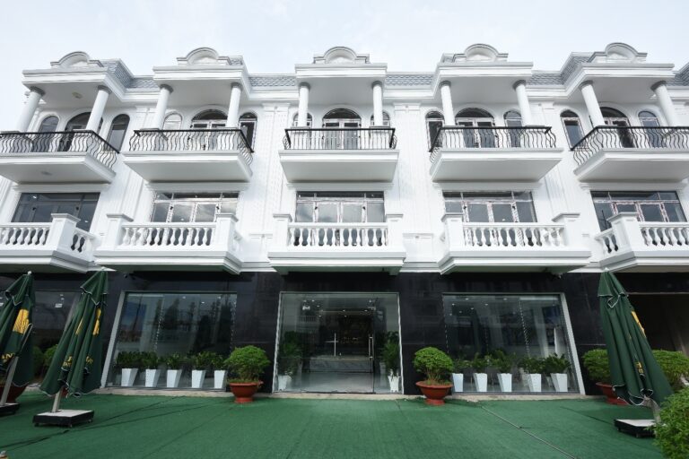 thang long 1 1996 768x512 1